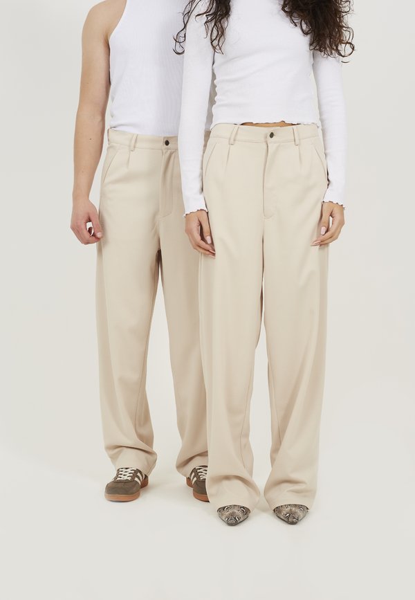 UNISEX - Trousers - cream3