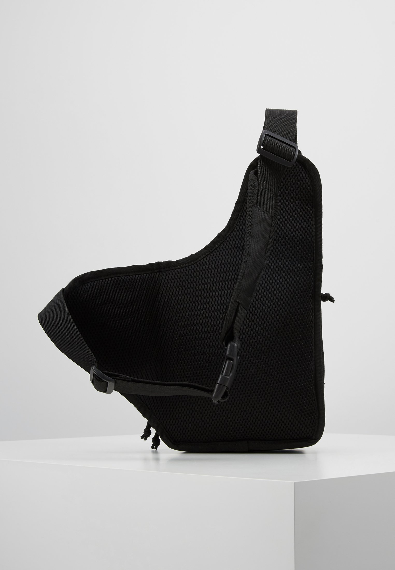 carhartt wip delta shoulder bolsa black