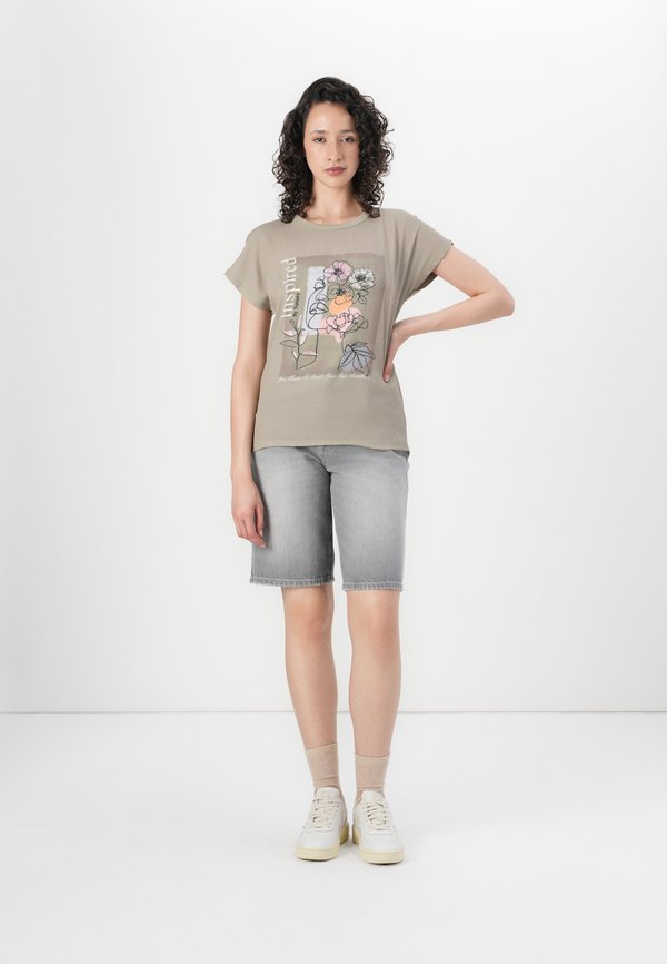 ONLFLORA ART FOIL BOX - Print T-shirt - alayna3