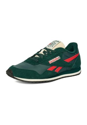 Zielono-czerwony but sportowy Reebok z panelami z zamszu i nylonu, białą podeszwą, czarną podeszwą zewnętrzną oraz logo Reebok po boku i na języku.