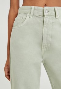 PULL&BEAR Vaqueros rectos - mottled light green