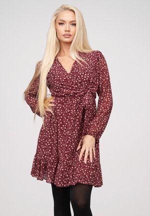 Cloud 5ive, LONGSLEEVE DRESS - Robe de jour - bordeaux