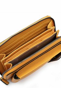 Emily & Noah EMMA - Phone pouch - lightyellow