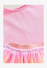 No seleccionado, rainbow pink