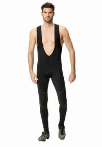 Pantaloncini da ciclismo neri con bretelle, scollo a V profondo, spalline regolabili e cuciture rinforzate. Caratterizzati da un'area seduta imbottita per il massimo comfort.