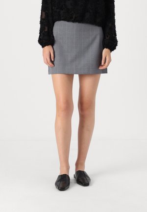 Abercrombie & Fitch SCARLETT SKORT HOUNDSTOOTH - Šortky - beige