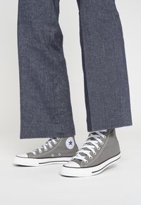 Converse - CHUCK TAYLOR ALL STAR HI  - Sneakers high - charcoal Miniaturebillede 1
