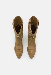 Guess GINNIE - Bottes de cowboy / motard - alce