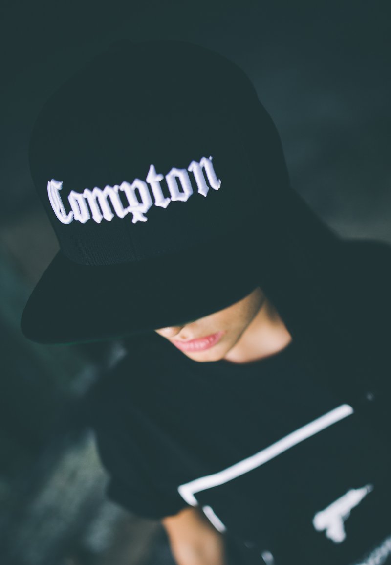 Mister Tee COMPTON - Cap - black
