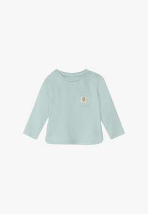 Lichtblauwe langemouwen shirt van zacht katoen, met een borstzak met een geborduurd ontwerp en drukknoopjes op de schouder.