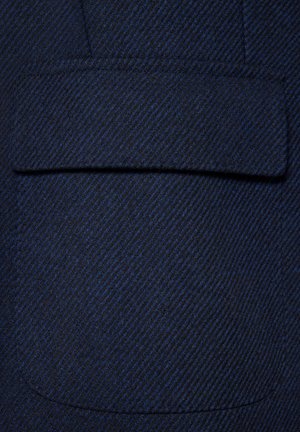 PRÓCHNIK - Klasyczny płaszcz