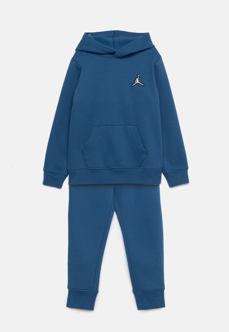 Jordan ESSENTIALS SET UNISEX Tracksuit true blue/blue Zalando.ie