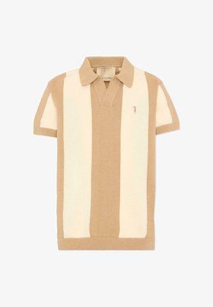 Polo en maille à manches courtes rayé vertical beige et écru, avec col et poignets côtelés, et un petit logo brodé sur la poitrine gauche.