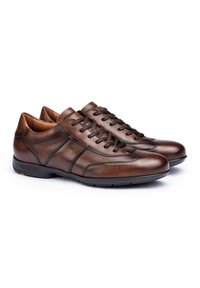 Lloyd AMIR - Stringate sportive - braun