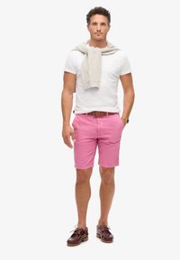Superdry & Co OFFICER - Shorts - washed pink