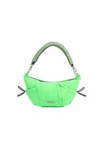 Groene gewatteerde handtas met een gevlochten handvat in paars en zwart, voorzien van twee zij-trekkoordaccenten en metalen hardwaredetails.