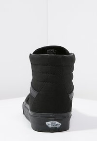 Vans Vysoké tenisky - black