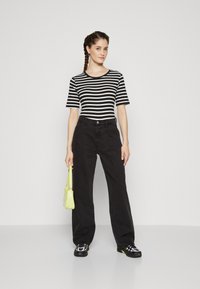 GAP T-shirts - black white