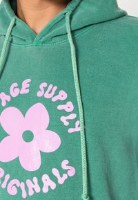 Vintage Supply Jersey con capucha - green
