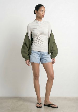 HYPEDROP, Long Sleeved HDFRIDA GATHERED - Maglietta a manica lunga - cloud dancer