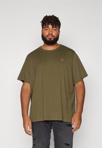 Levi's® Plus BIG ORIGINAL TEE - Basic póló - olive night
