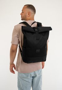 Johnny Urban - ROBIN LARGE - Rucksack - black Thumbnail Image 1