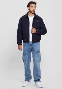 Guess Giubbotto Bomber - blau