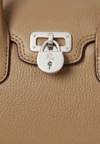 Lauren Ralph Lauren PEBBLED LEATHER SMALL TANNER SATCHEL - Borsa a mano - camel