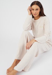 Damart ENSEMBLE - Pigiama - brown