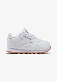 Seleccionado, cloud white cloud white reebok rubber gum
