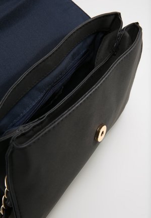 Cross body bag - black