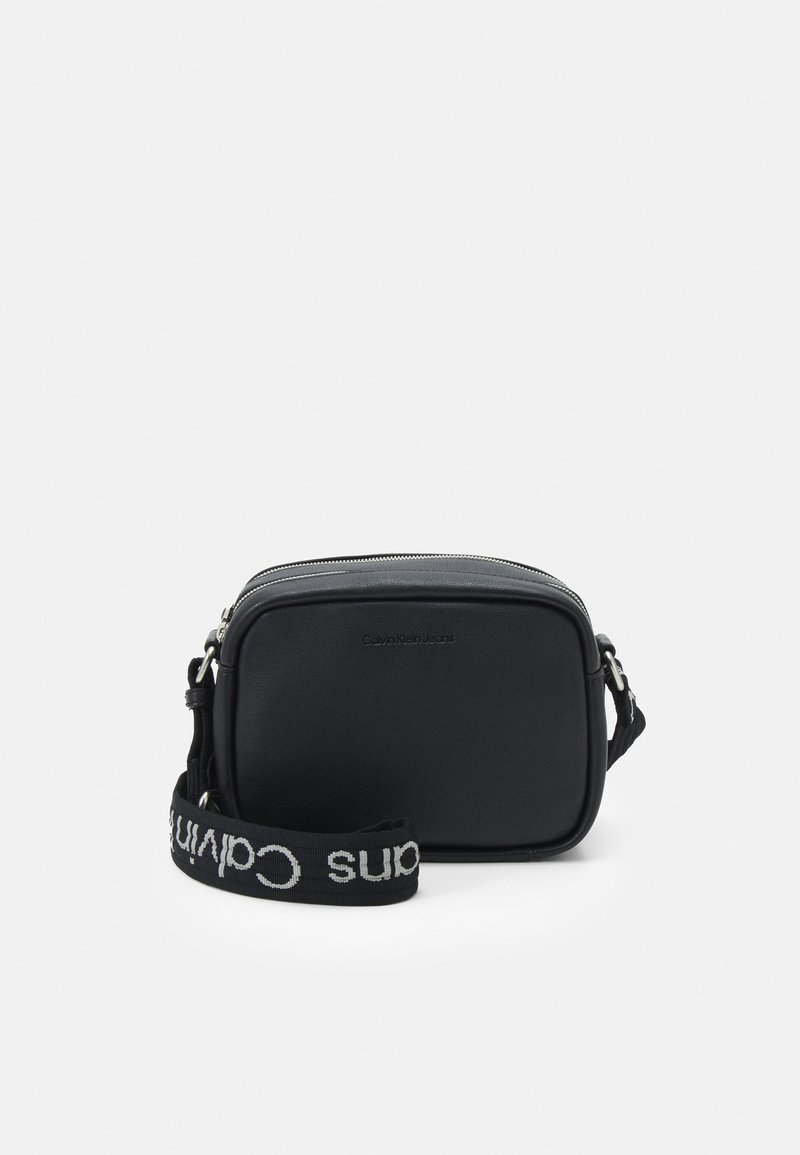 Calvin Klein Jeans ULTRALIGHT DOUBLE ZIP CAMERA BAG Across body bag