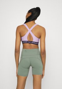 Under Armour CROSSBACK MID BRA - Sutiã desportivo de suporte médio - octane/purple switch/octane