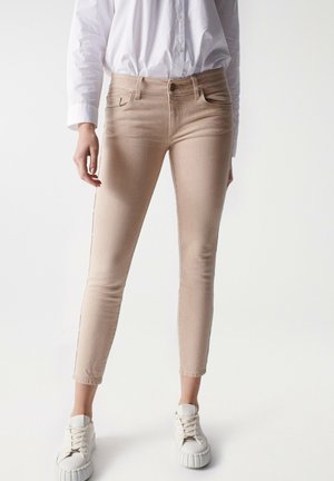 PUSH UP CROPPED SKINNY - Jeans Skinny Fit - beige