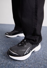 MORPHIC BASE UNISEX - Tenisky - black/white