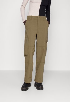 Vero Moda Tall VMRILEY PANT - Kapsáče - dark green