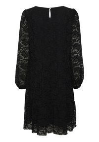 Rochie neagră din dantelă, cu mâneci lungi semi-transparente, ușa cu cheiță pe spate cu buton și fustă evazată cu un design în straturi.