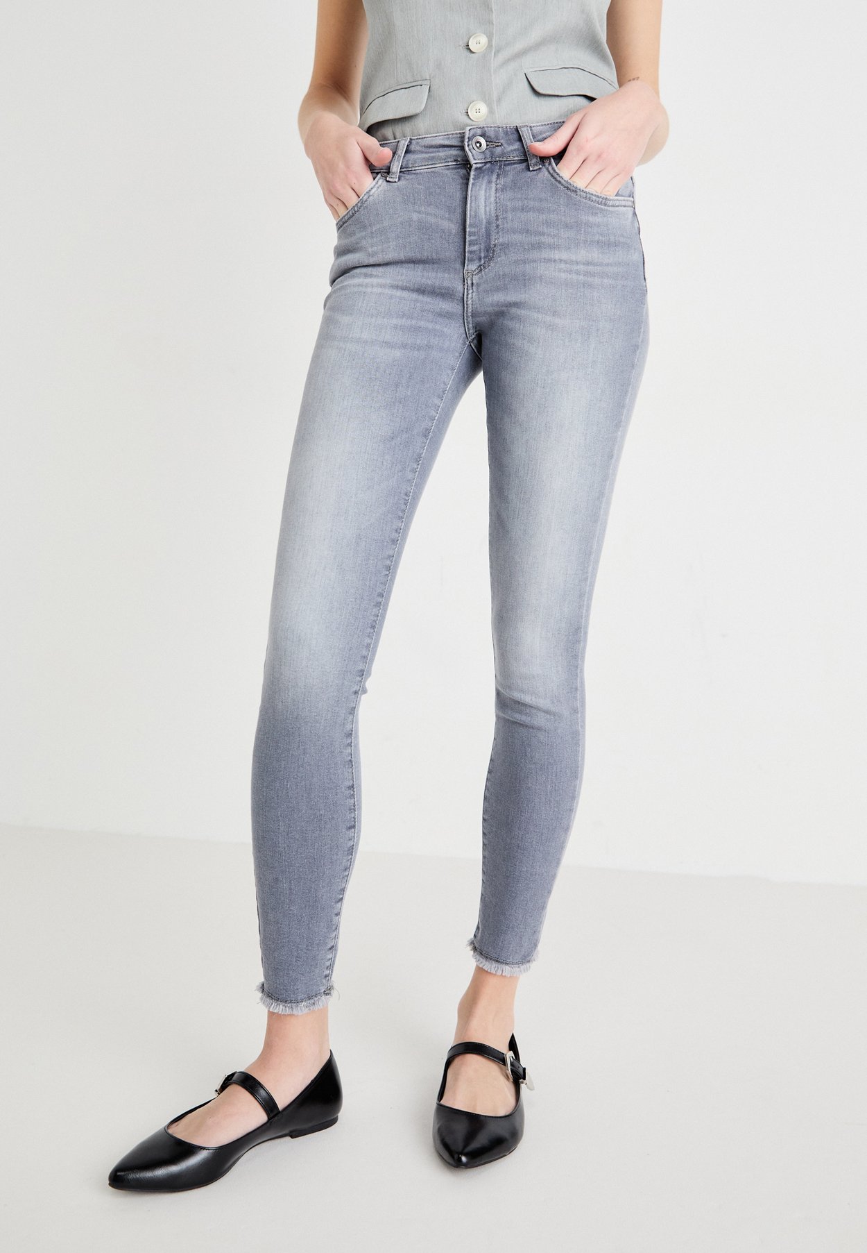 Skinny fit ONLBLUSH Mid waist Ankle length