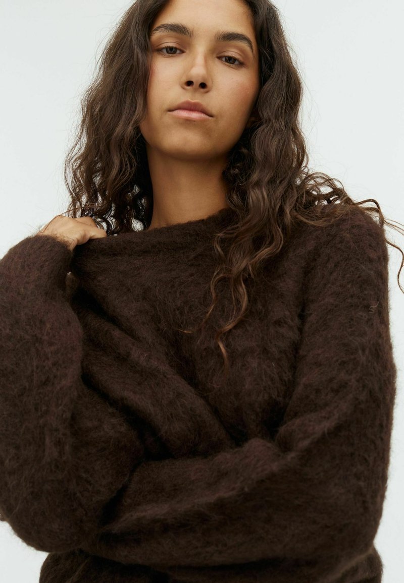 mbyM GILLIS-M Strickpullover java/braun Zalando