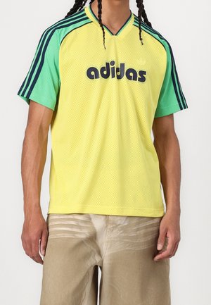 adidas Originals, T-shirt z nadrukiem
