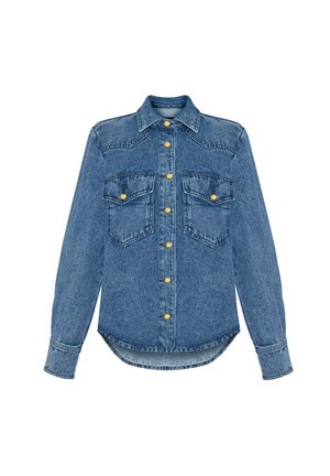 Denim overhemd in blauw met een klassiek kraag, lange mouwen, twee borstzakken en gouden knopen, voorzien van een gebogen zoom en contrasterende stiksels.