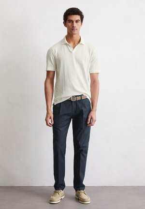 REGULAR - Polo shirt - egg white