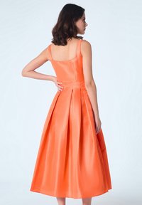 Smart and Joy Robe de soirée - rouge