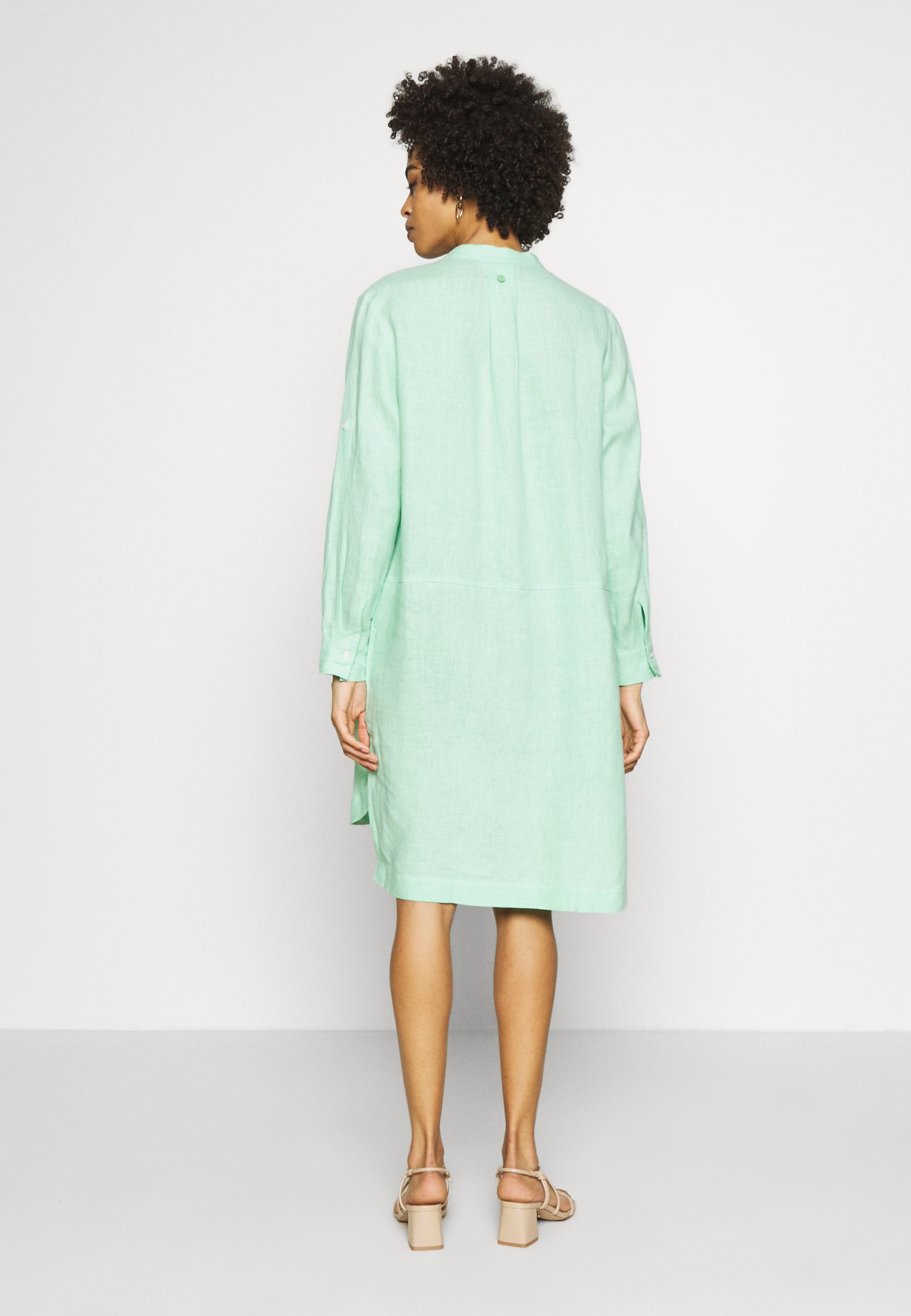 MAERZ Muenchen Skjortekjole pastell mint Zalando.no MAERZ Muenchen Skjortekjole - pastell mint