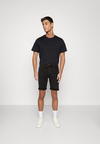 Jack & Jones JJIRICK JJORIGINAL - Denim shorts - black denim