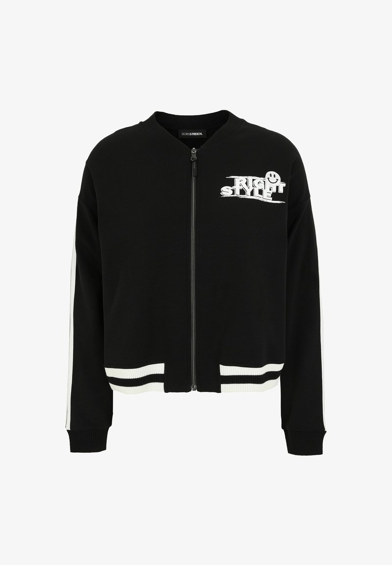 Schwarze Zip-Up-Trainingsjacke mit weißem "RIGHT STYLE"-Text, gerippten Bündchen und Saum, mit weißen Streifenakzenten entlang der Ärmel. Weicher Stoff.