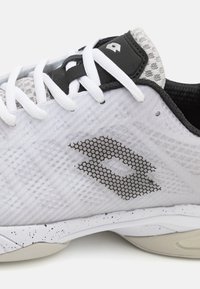 Lotto MIRAGE 300 III IDC - Tennisschuh für Sandplätze - all white/all black