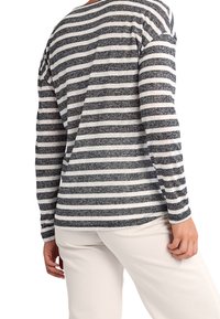 comma casual identity Langarmshirt - black