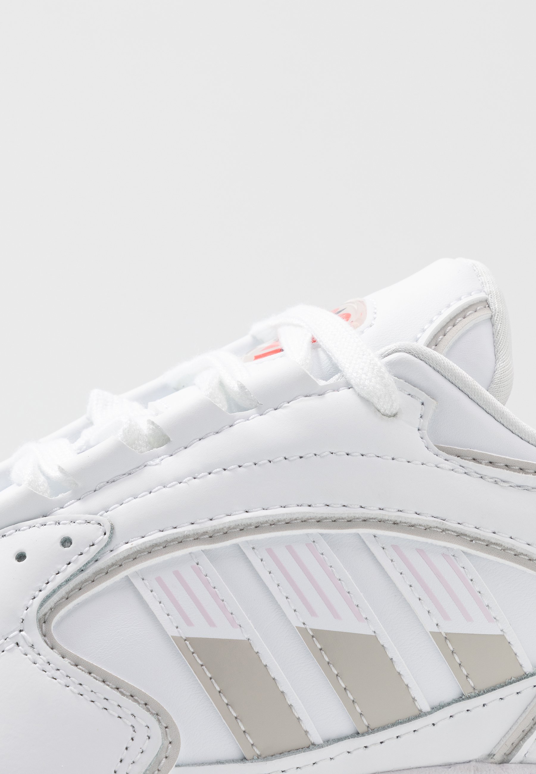 adidas air sko kr 2000 adidas air sko kr 2000