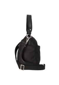 Schwarze Nylontasche mit runder Form, ausgestattet mit einem Zugverschluss, verstellbarem Tragegurt und silbernen Hardware-Akzenten. Seitentasche sichtbar.